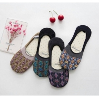 復古宮廷圖案淺口隱形船襪